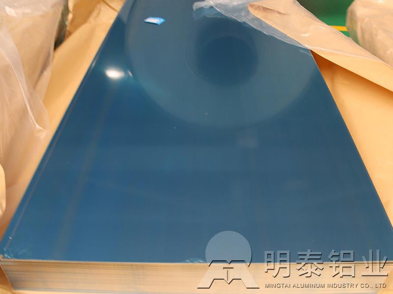 明泰超寬幕牆鋁闆生(sheng)産(chan)廠(chǎng)傢(jia)-1060鋁闆、3003鋁闆
